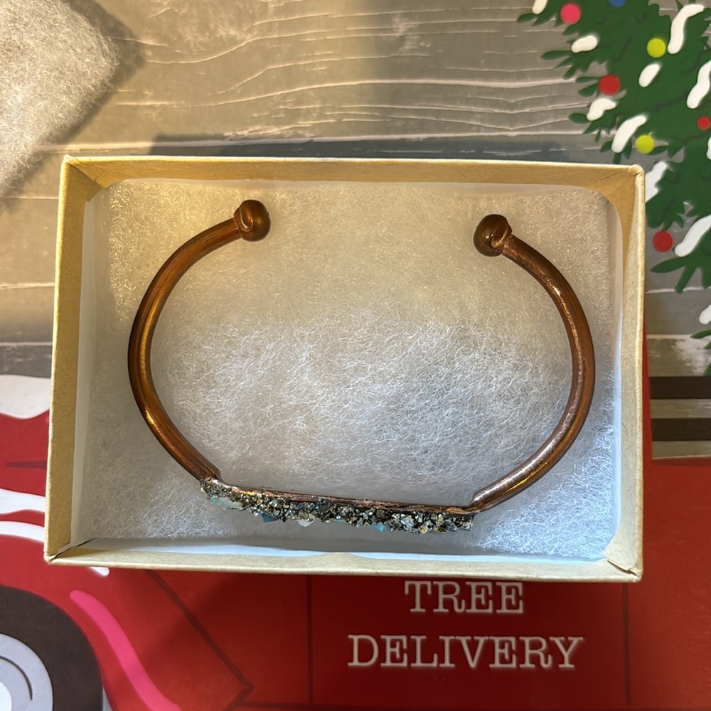 Bangle Bracelet - Picture 4 of 6